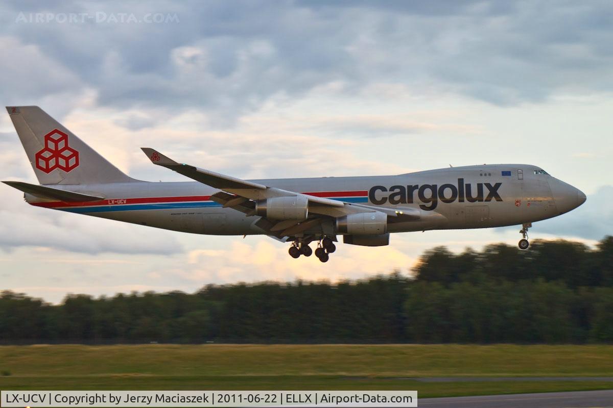 LX-UCV, 2004 Boeing 747-4R7F/SCD C/N 33827, LX-UCV