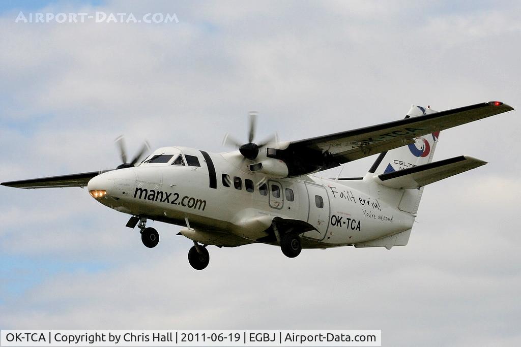 OK-TCA, 1990 Let L-410UVP-E Turbolet C/N 902431, Manx2