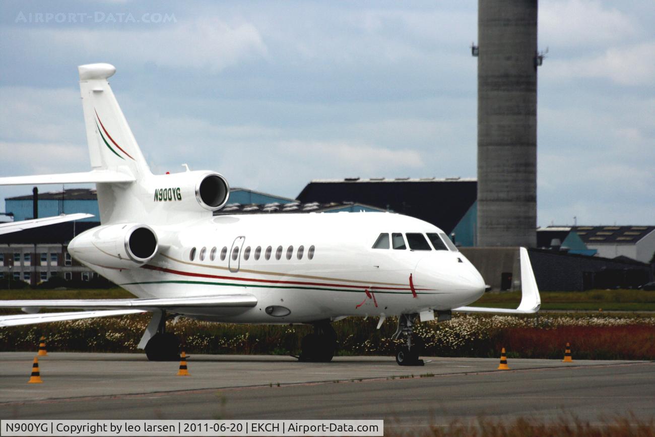 N900YG, Dassault Falcon 900EX C/N 246, Parking in CPH 20.6.11