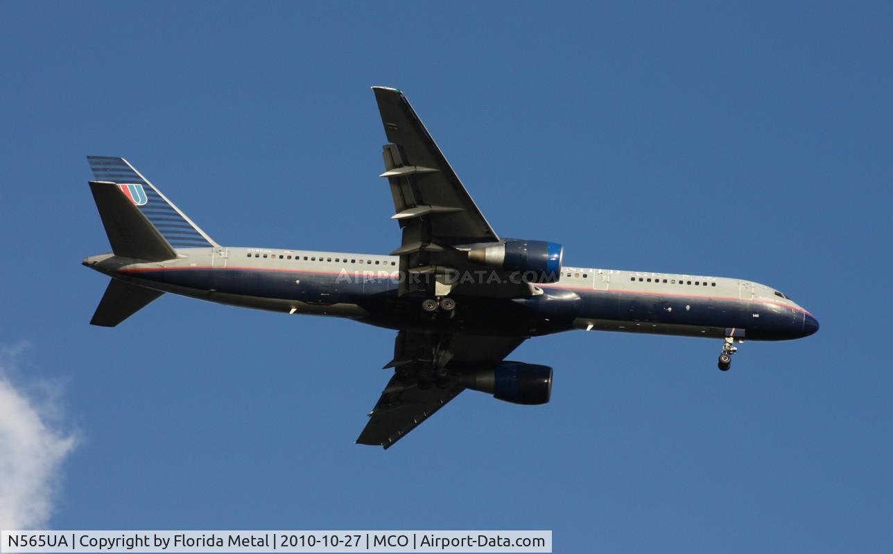 N565UA, 1992 Boeing 757-222 C/N 26669, United 757