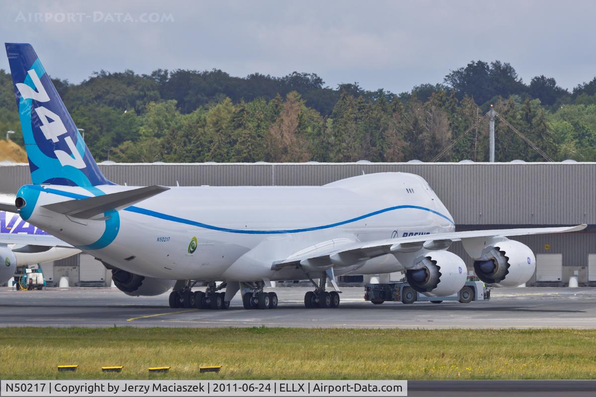 N50217, 2010 Boeing 747-8R7F C/N 35806, N50217