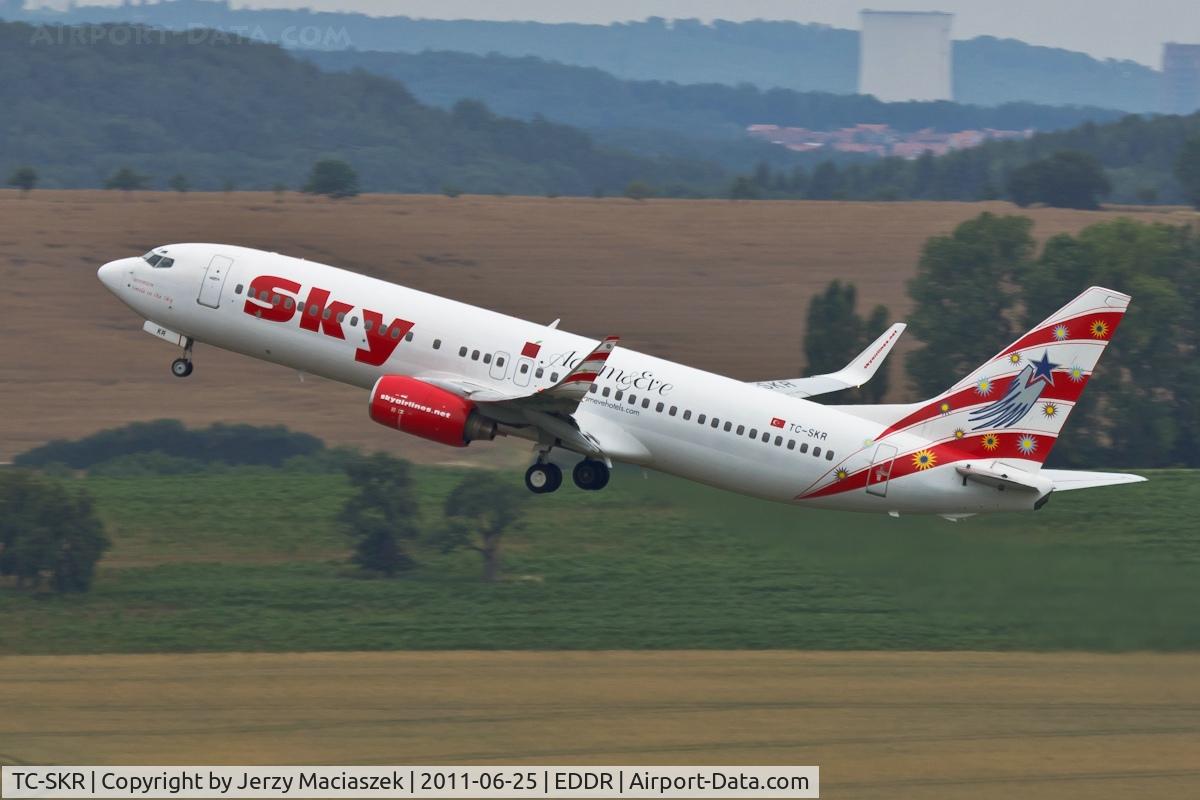 TC-SKR, 2001 Boeing 737-83N C/N 32576, TC-SKR