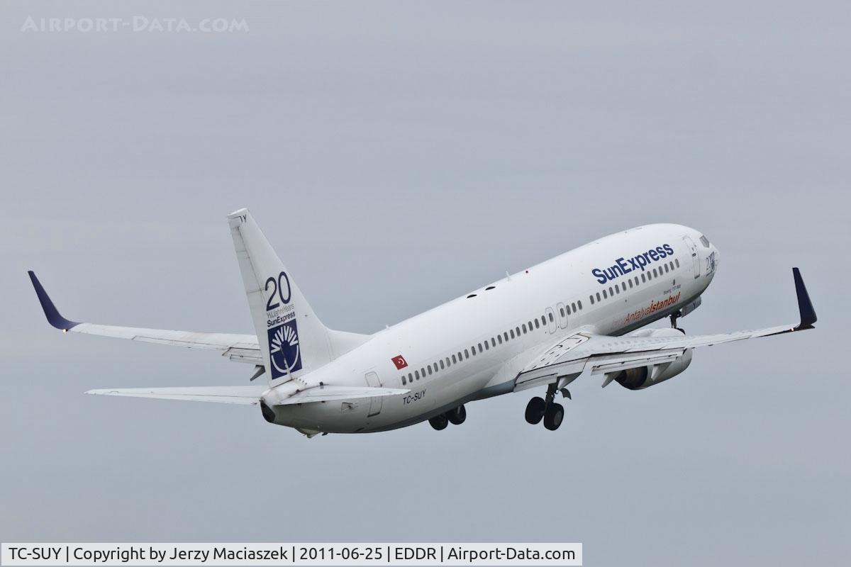 TC-SUY, 2001 Boeing 737-86N C/N 30806, TC-SUY