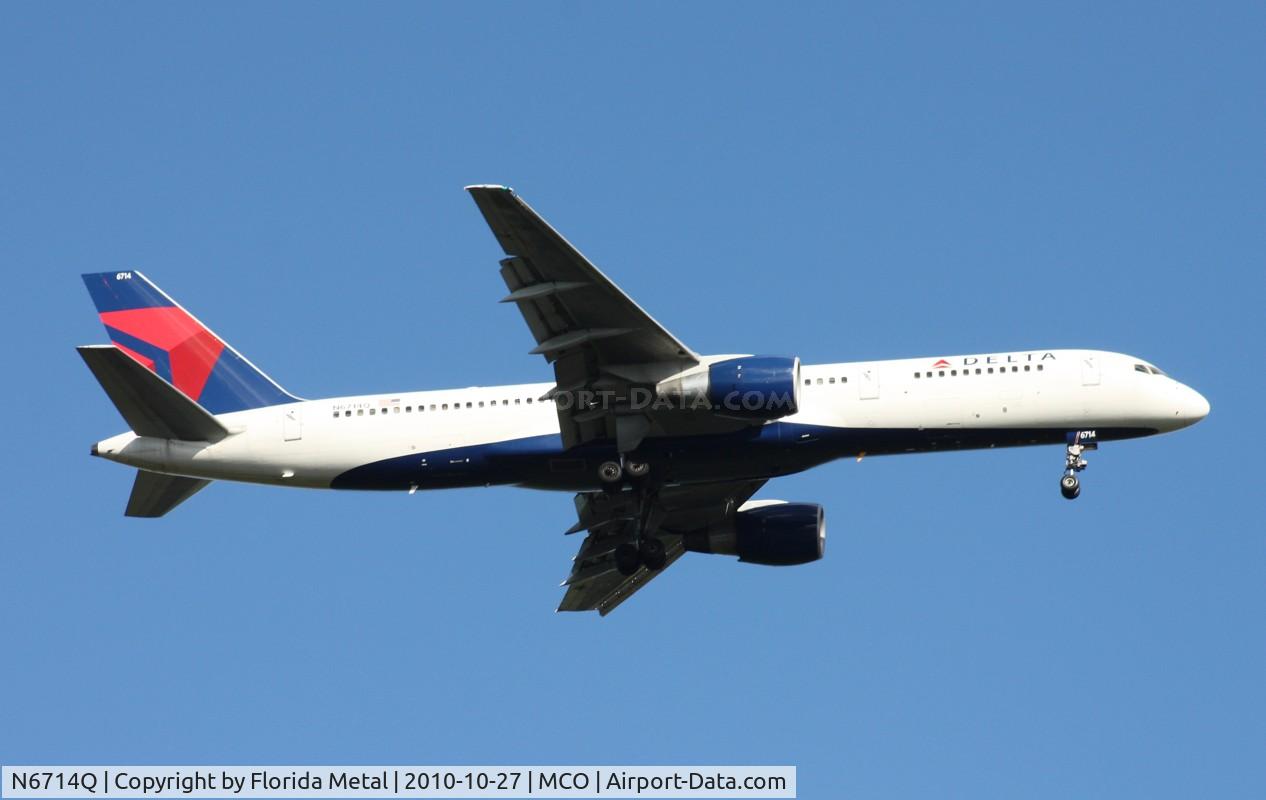 N6714Q, 2000 Boeing 757-232 C/N 30485, Delta 757