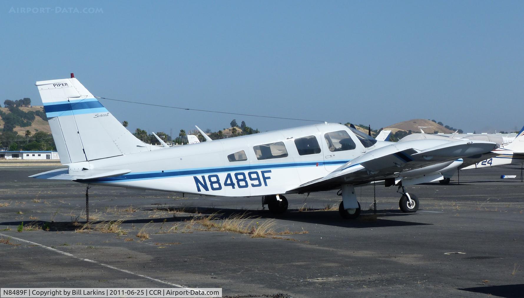 N8489F, 1976 Piper PA-34-200T C/N 34-7770088, Resident