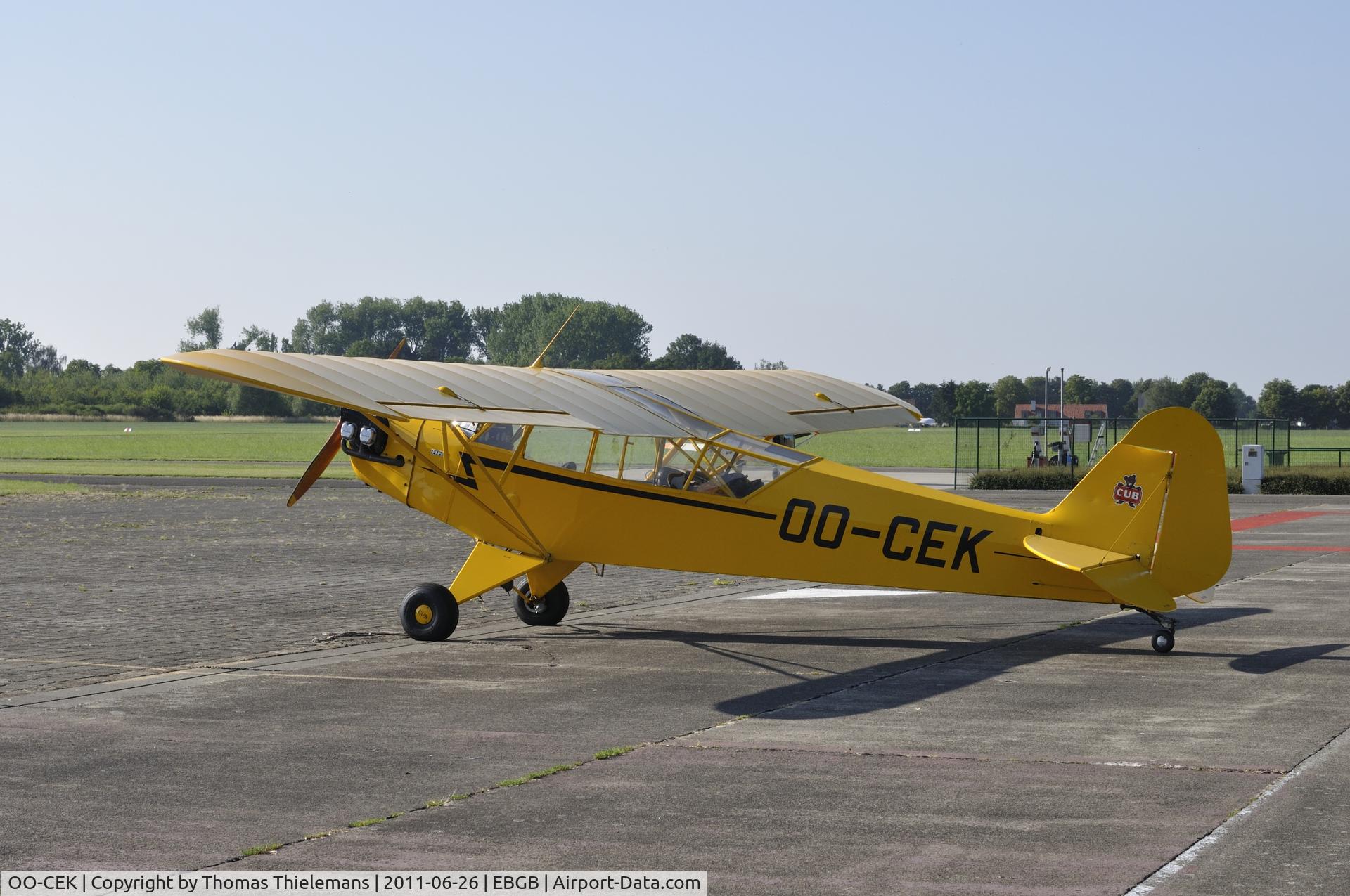OO-CEK, 1944 Piper L-4J Grasshopper (J3C-65D) C/N 12760, /