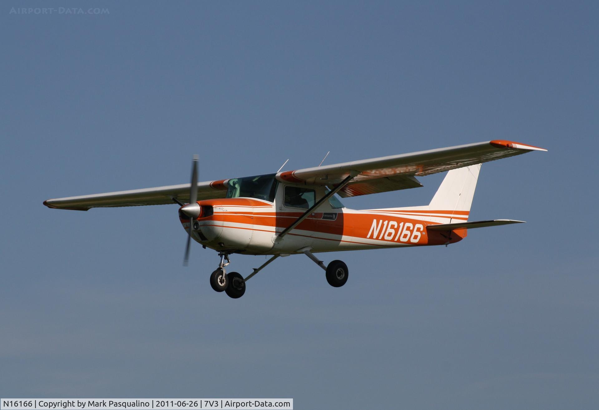 N16166, 1972 Cessna 150L C/N 15073515, Cessna 150L
