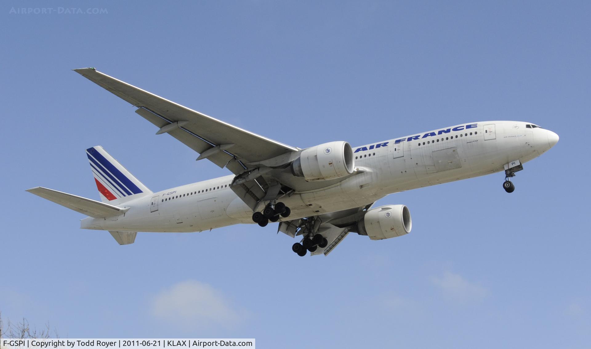 F-GSPI, 1999 Boeing 777-228/ER C/N 29008, LAnding at LAX