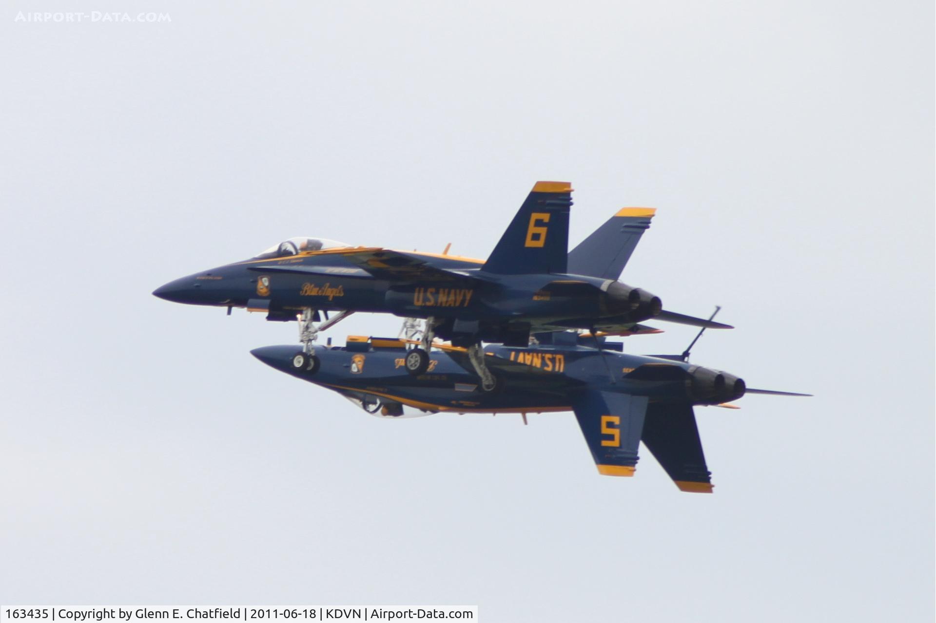 163435, 1987 McDonnell Douglas F/A-18C Hornet C/N 0634/C008, Quad Cities Air Show. 163435 is #5
