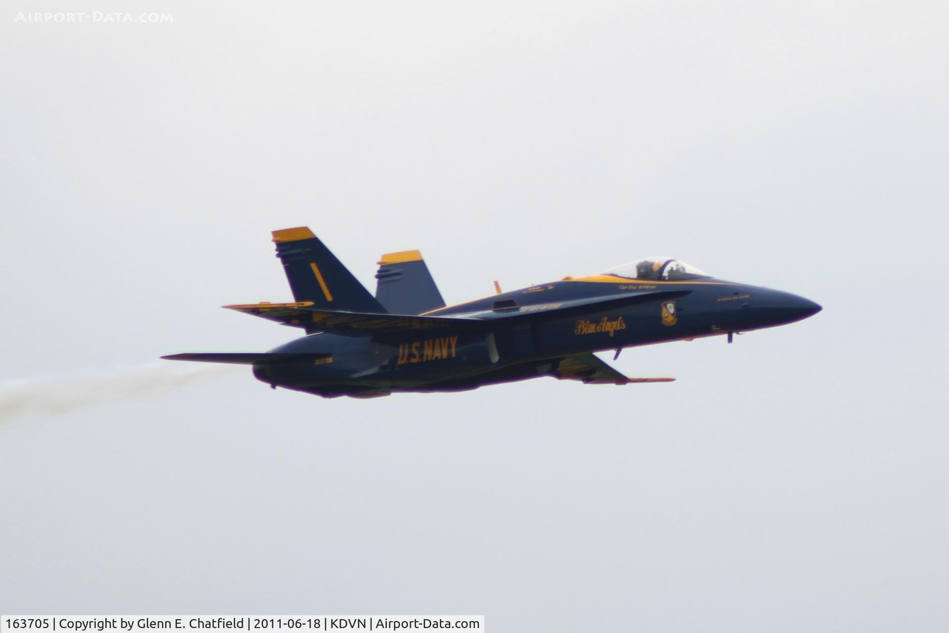 163705, 1988 McDonnell Douglas F/A-18C Hornet C/N 0767/C067, Quad Cities Air show.