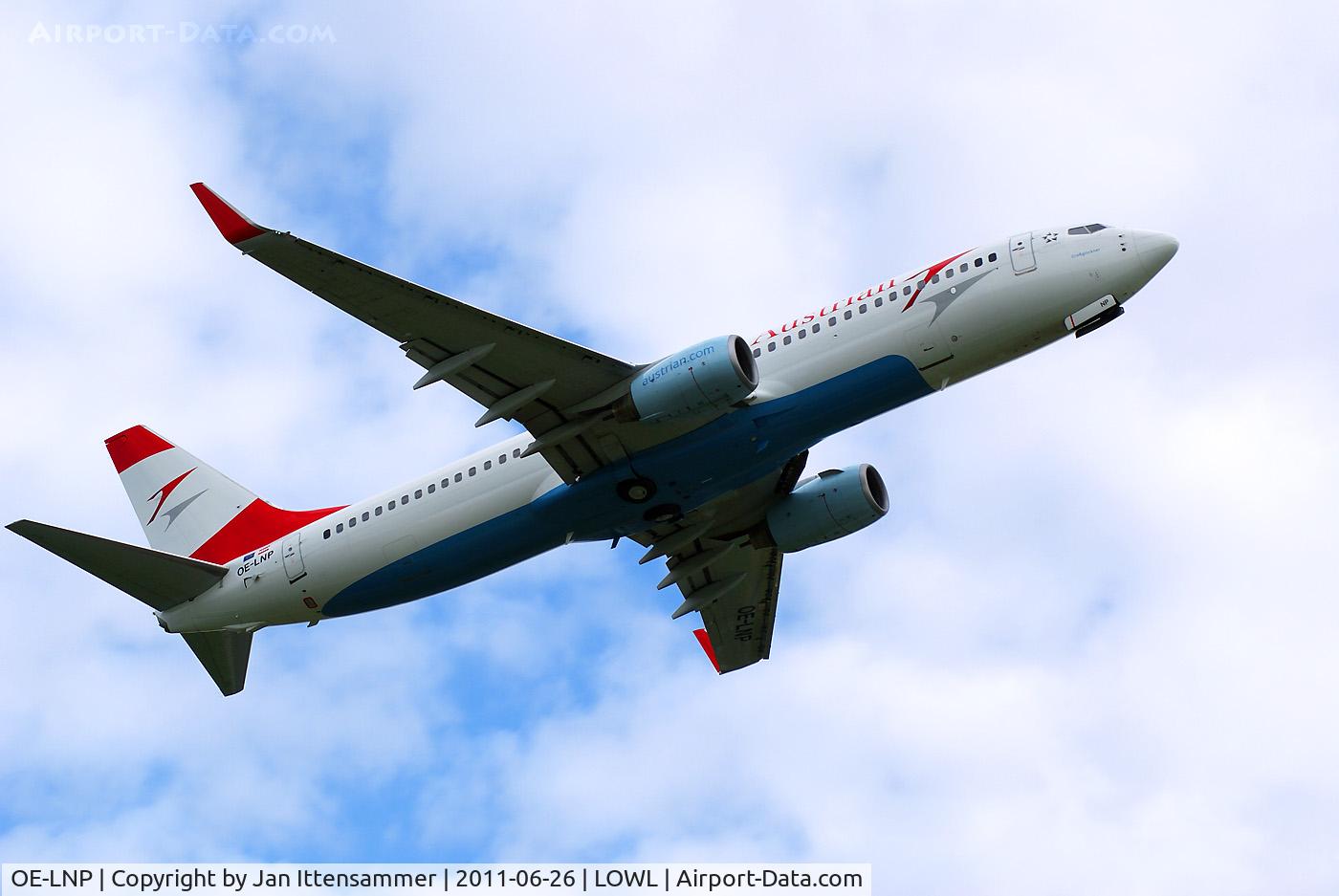 OE-LNP, 2002 Boeing 737-8Z9 C/N 30420, OE-LNP @ LOWL