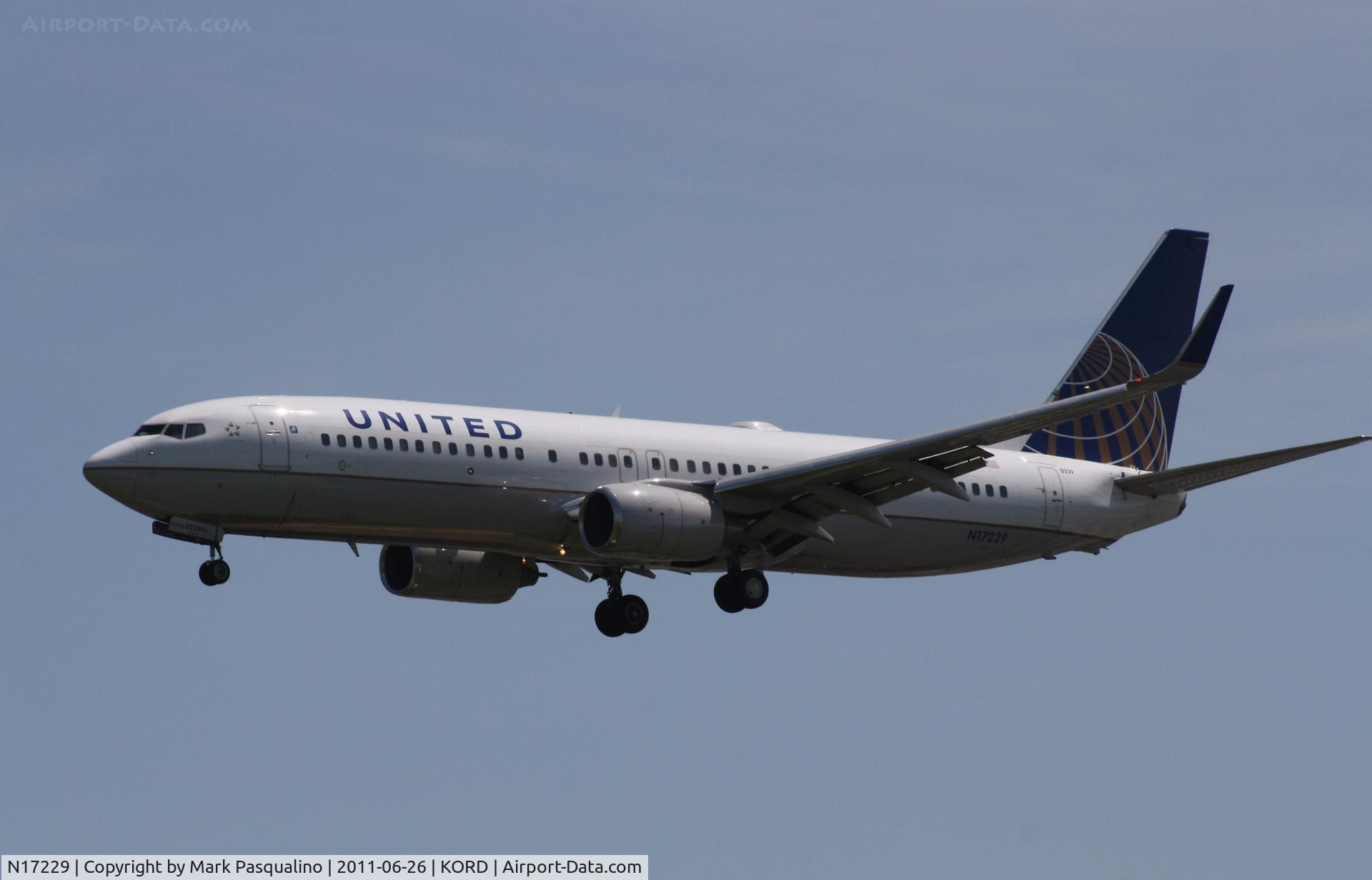 N17229, 1999 Boeing 737-824 C/N 28793, Boeing 737-800