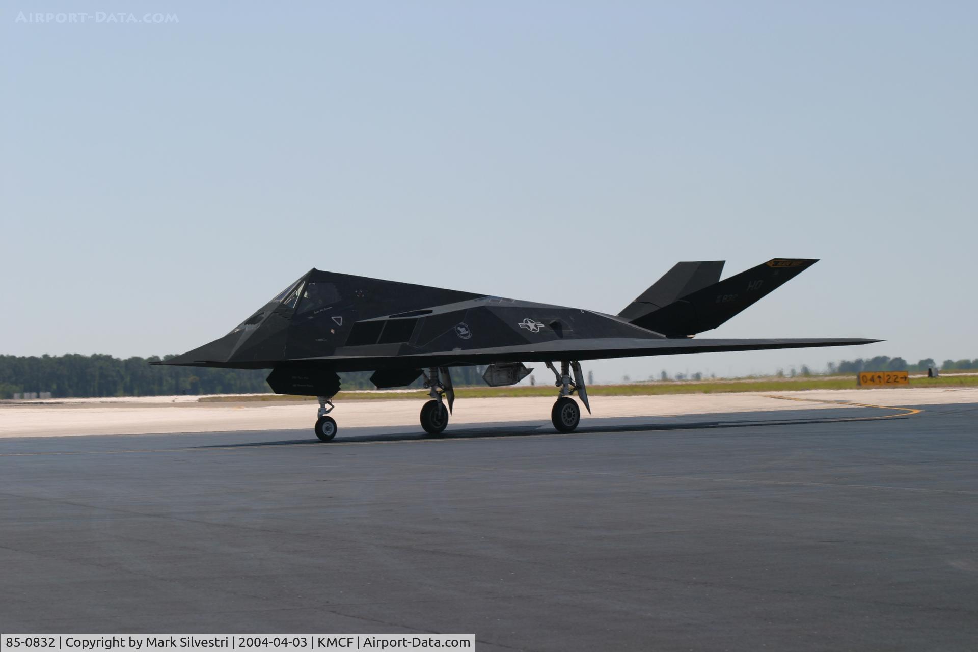 85-0832, 1985 Lockheed F-117A Nighthawk C/N A.4054, 2004 MacDill Airshow