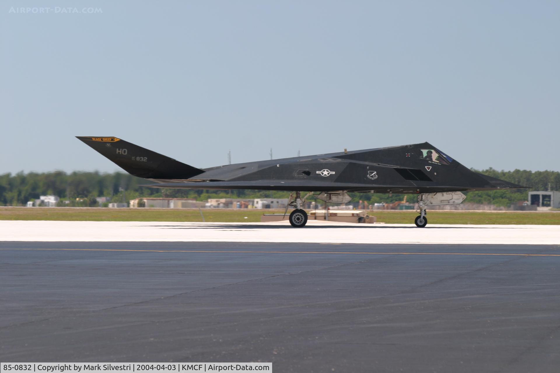 85-0832, 1985 Lockheed F-117A Nighthawk C/N A.4054, 2004 MacDill Airshow