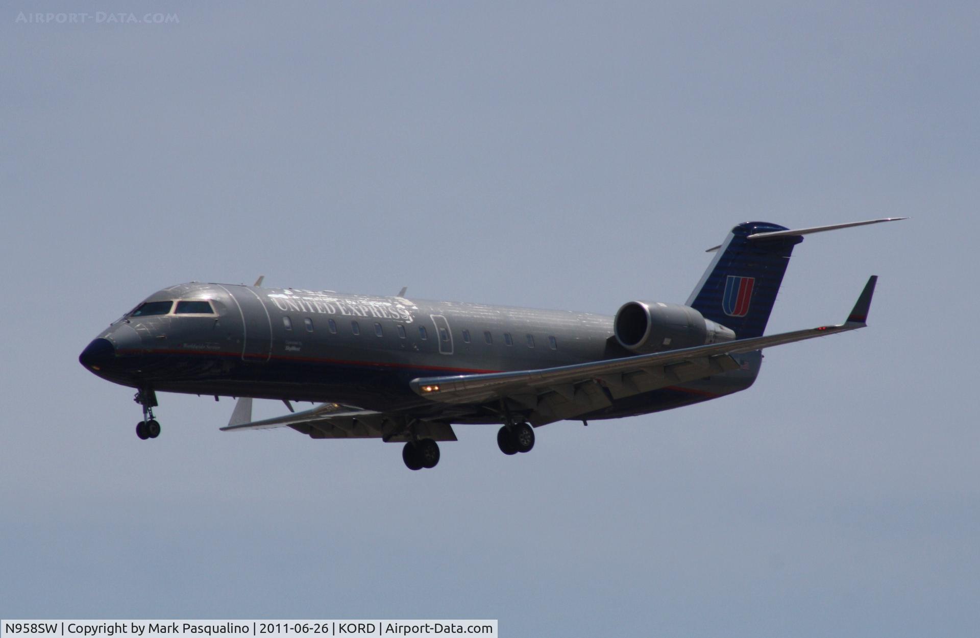 N958SW, 2003 Bombardier CRJ-200LR (CL-600-2B19) C/N 7833, CL-600-2B19