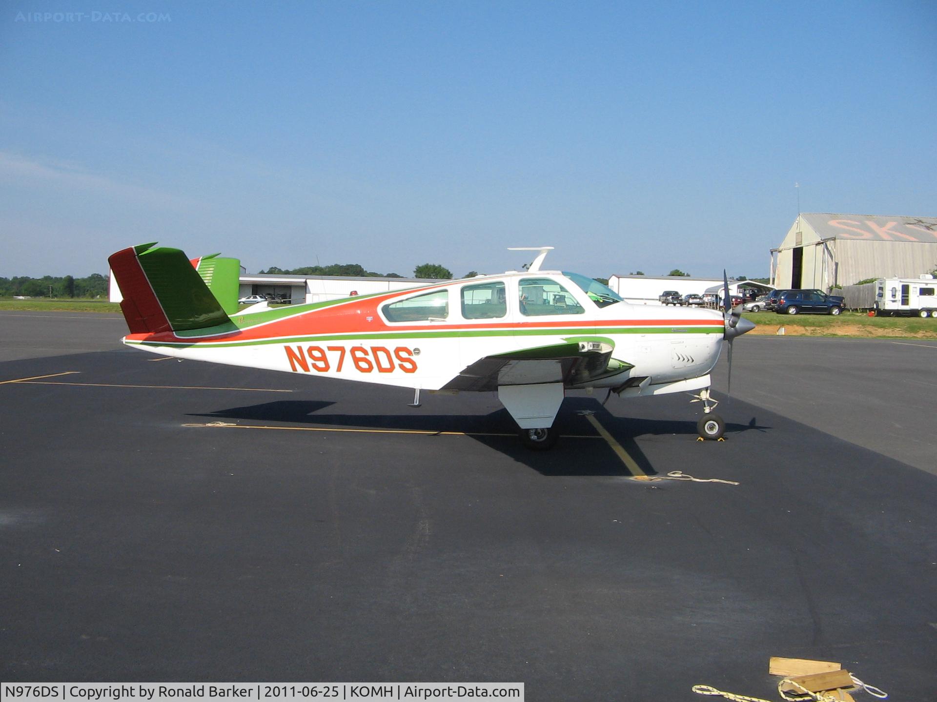 N976DS, 1976 Beech V35B Bonanza C/N D-9931, Orange County Airport