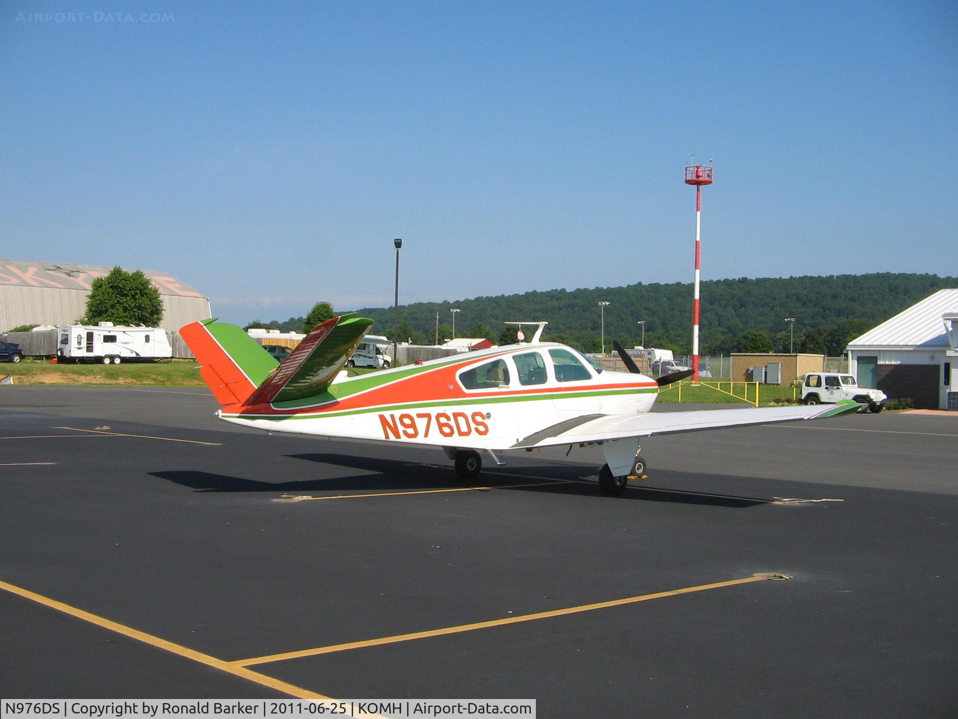 N976DS, 1976 Beech V35B Bonanza C/N D-9931, Orange County Airport