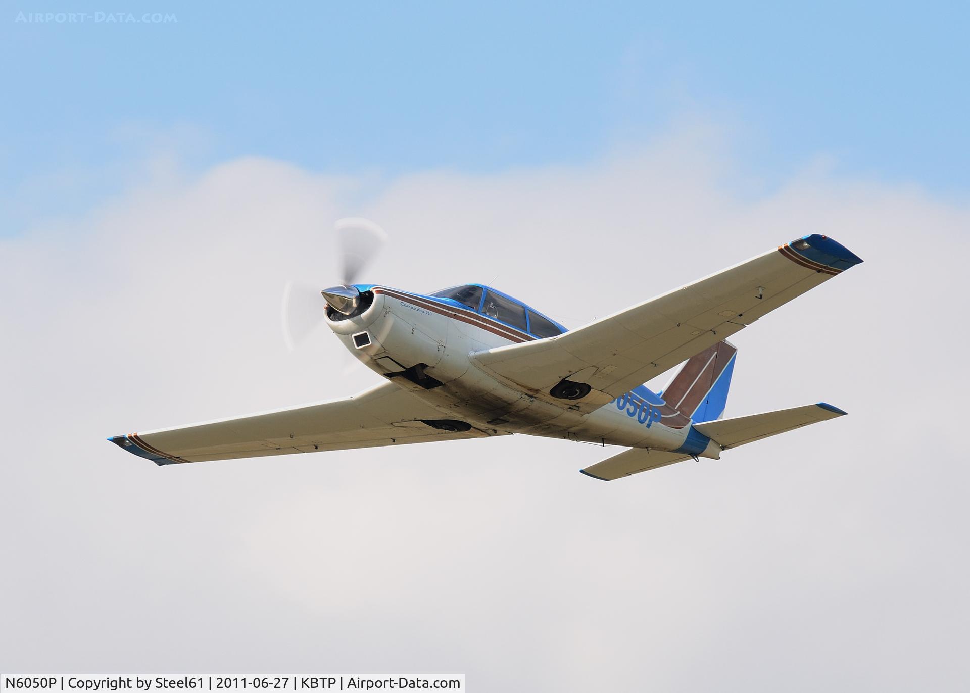 N6050P, 1959 Piper PA-24-250 Comanche C/N 24-1146, Departing Runway 26