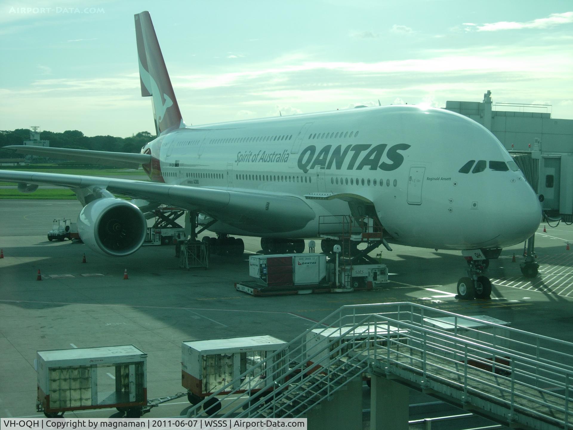 VH-OQH, 2009 Airbus A380-842 C/N 050, On stand at Singapore