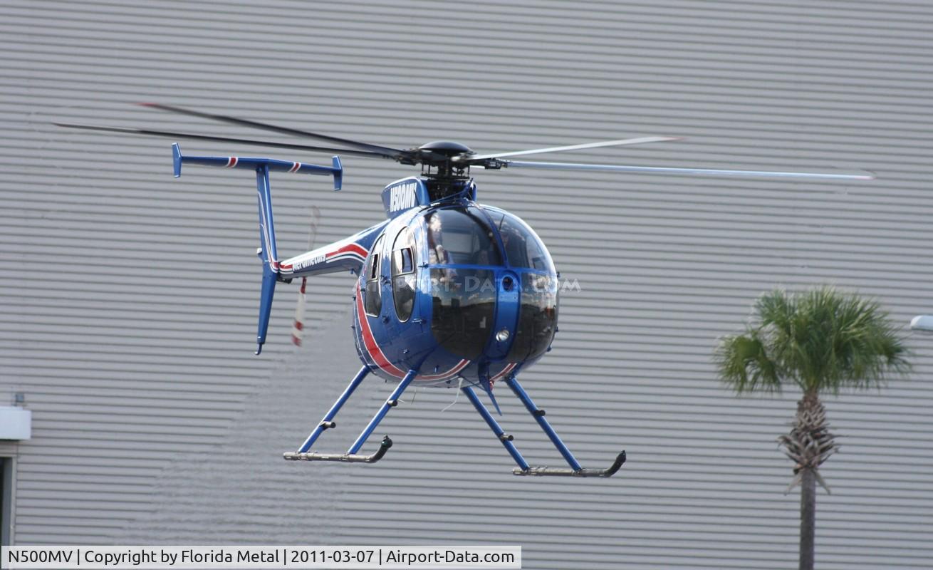 N500MV, 1977 Hughes 369D C/N 770156D, Hughes 369D leaving Heliexpo Orlando