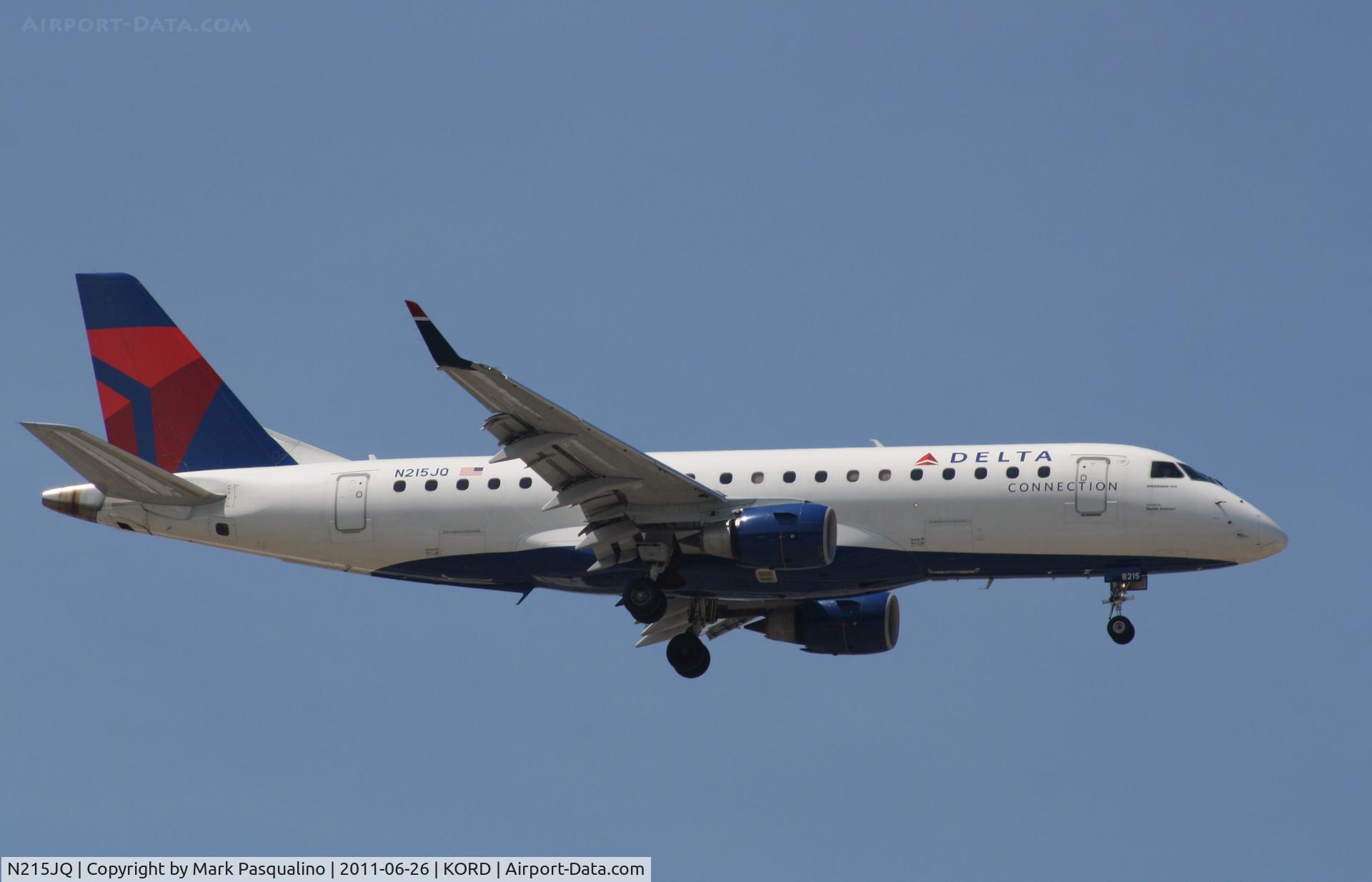 N215JQ, 2009 Embraer 175LR (ERJ-170-200LR) C/N 17000270, ERJ 170-200 LR