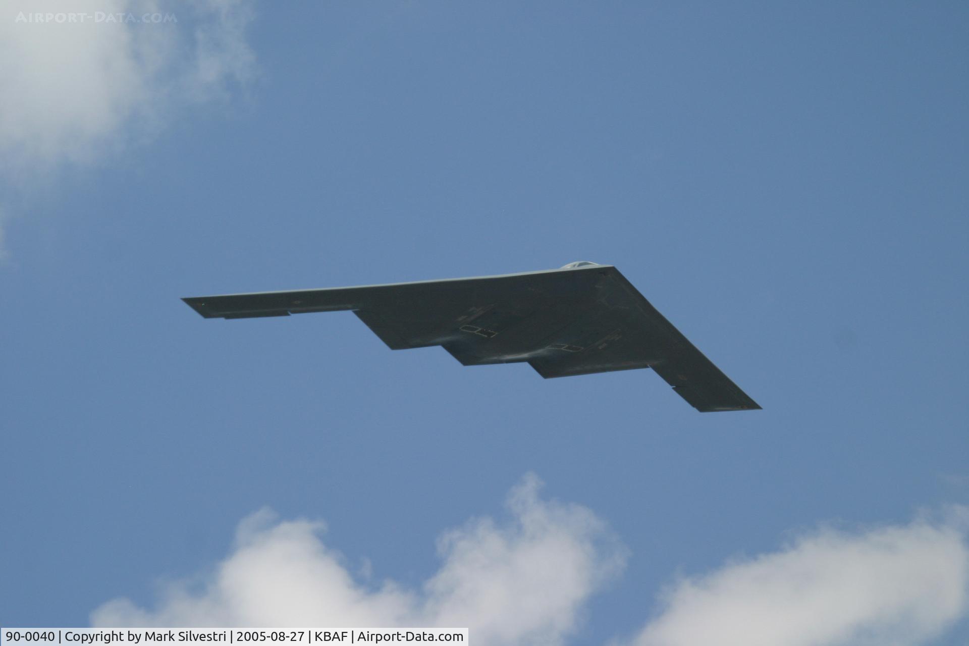 90-0040, Northrop Grumman B-2A Spirit C/N 1015/AV-15, 2005 Barnes Airshow