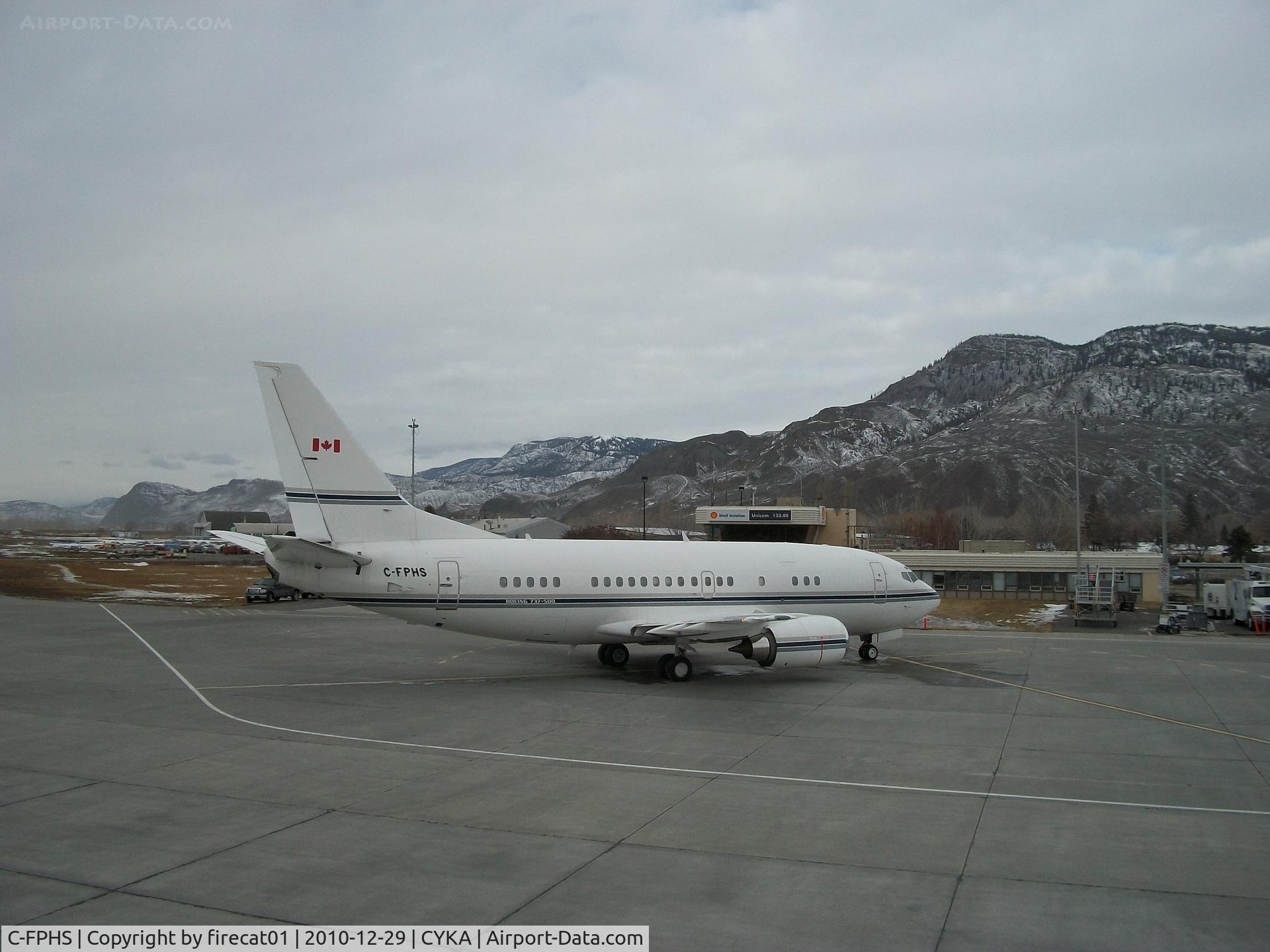 C-FPHS, 1991 Boeing 737-53A C/N 24970, Private Canadian registered B737-500 stopping for a quick weekend visit to SunPeaks