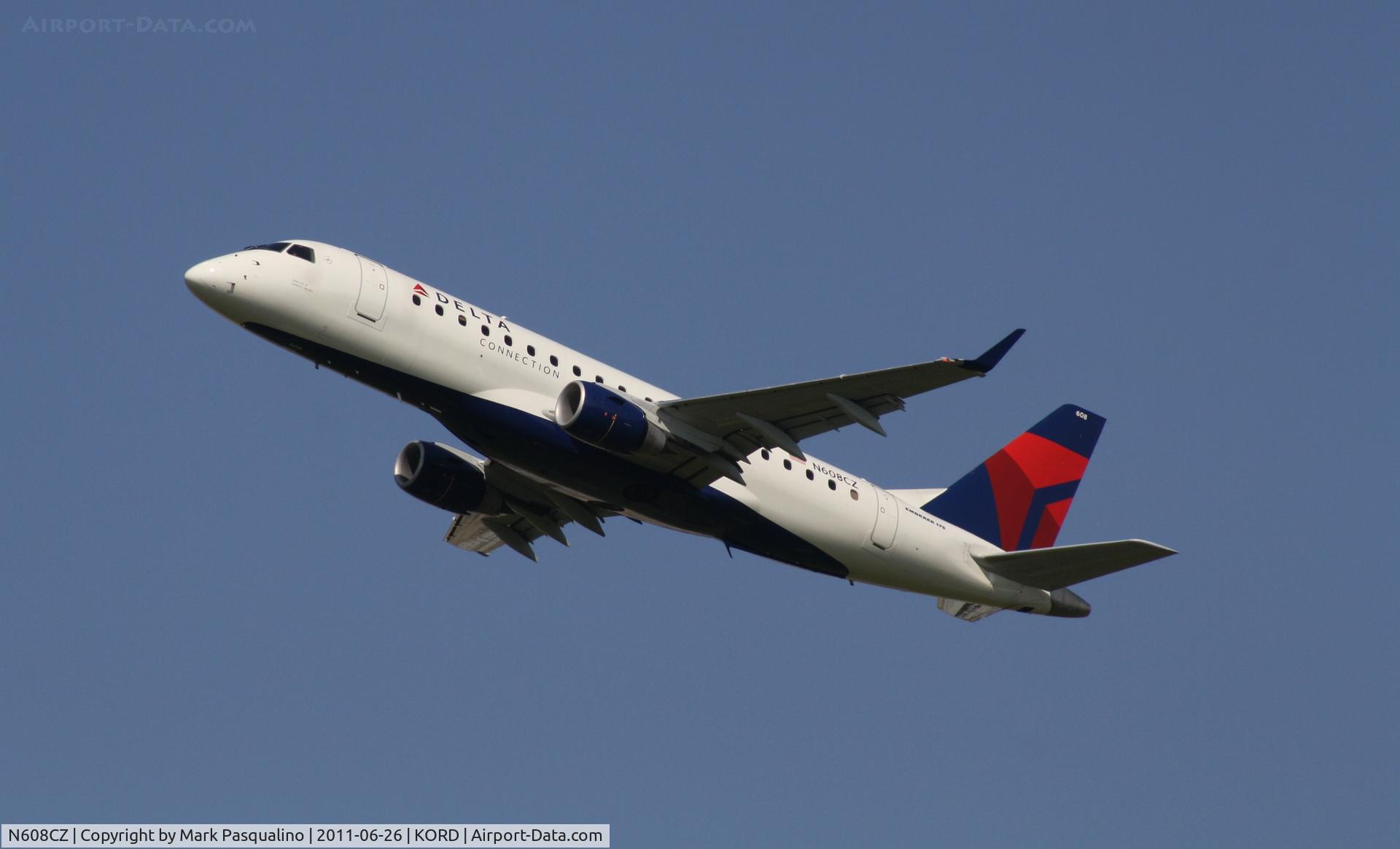 N608CZ, 2007 Embraer 175LR (ERJ-170-200LR) C/N 17000195, ERJ170-200LR