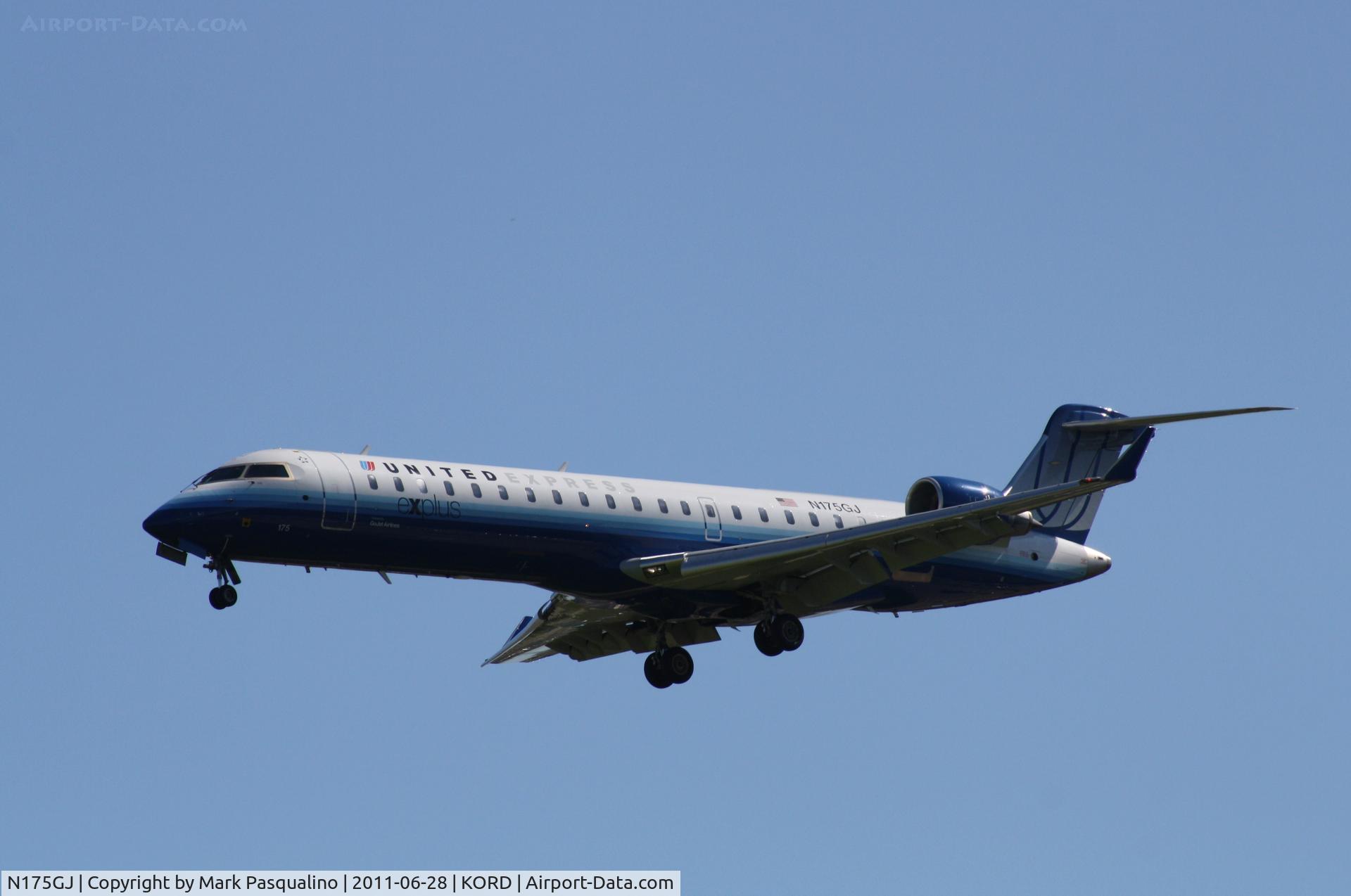N175GJ, 2009 Bombardier CRJ-702 (CL-600-2C10) C/N 10297, CL-600-2C10