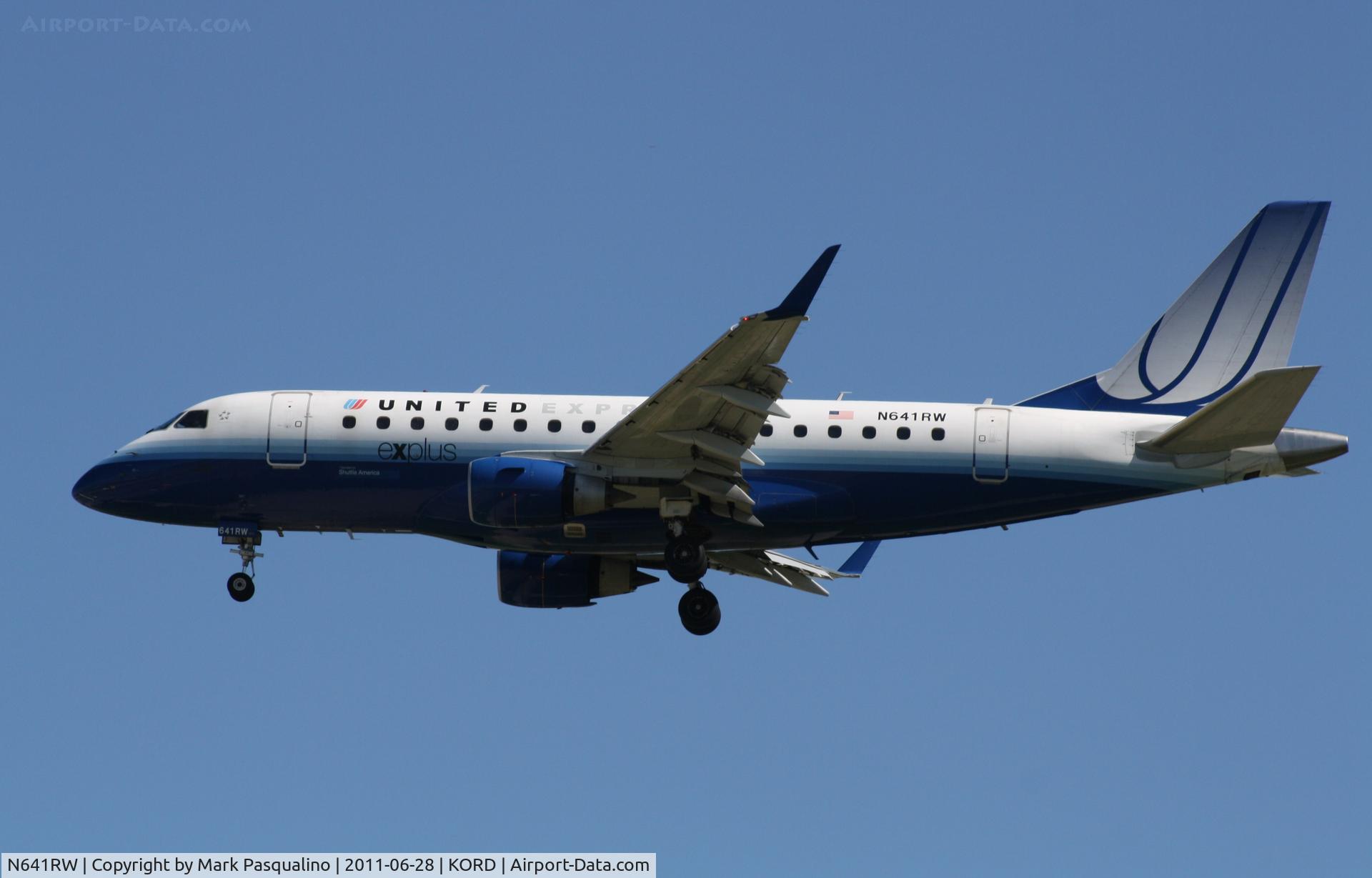 N641RW, 2004 Embraer 170SE (ERJ-170-100SE) C/N 17000062, ERJ 170-100 SE