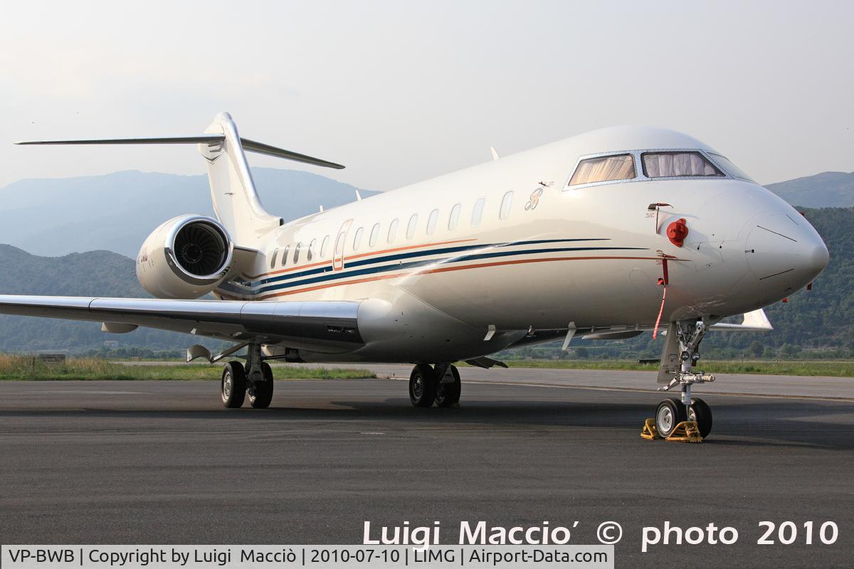 VP-BWB, Bombardier BD-700-1A11 Global 5000 C/N 9161, LIMG - Villanova d'Albenga  -  Italy