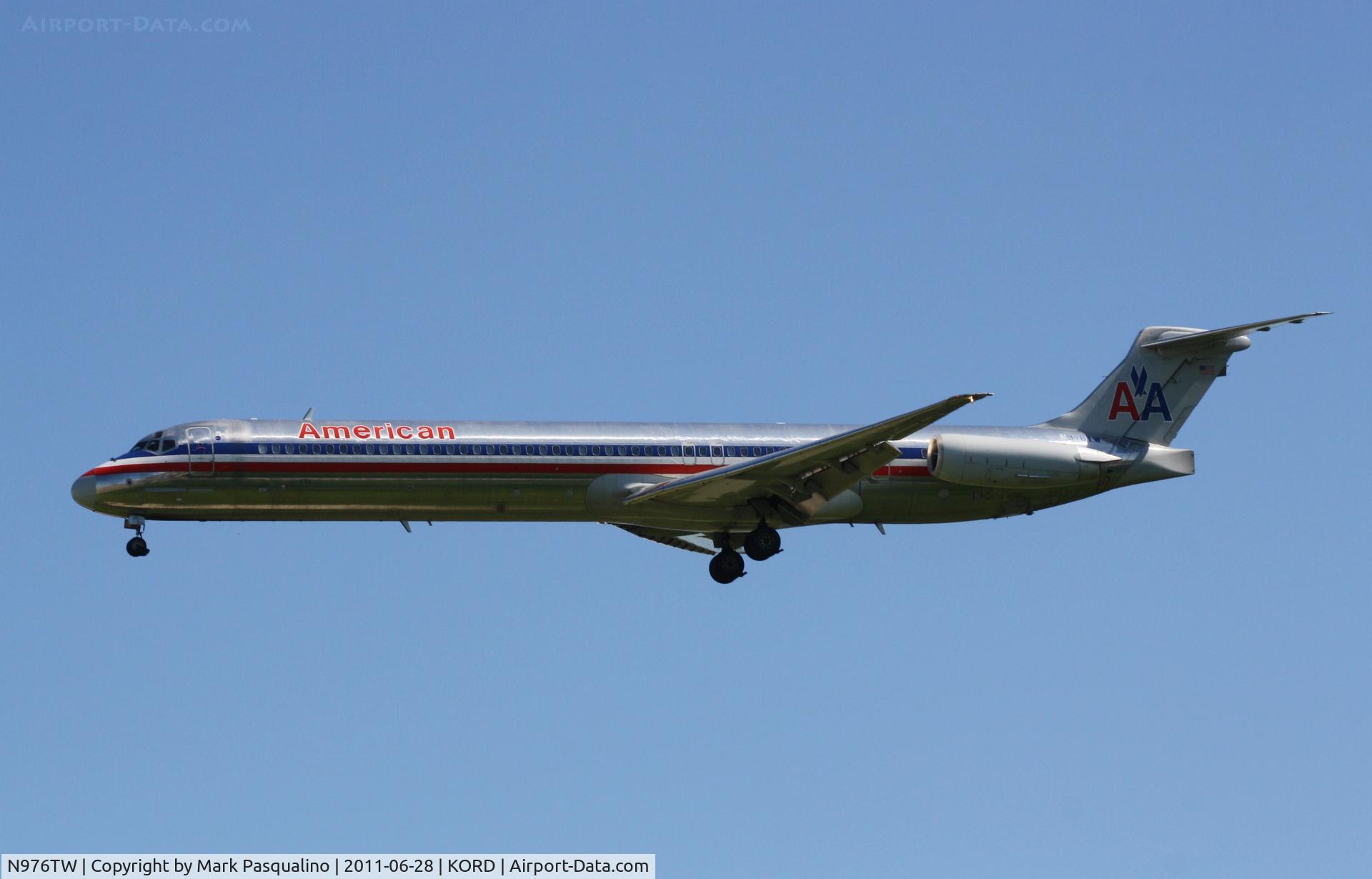 N976TW, 1999 McDonnell Douglas MD-83 (DC-9-83) C/N 53626, MD-83