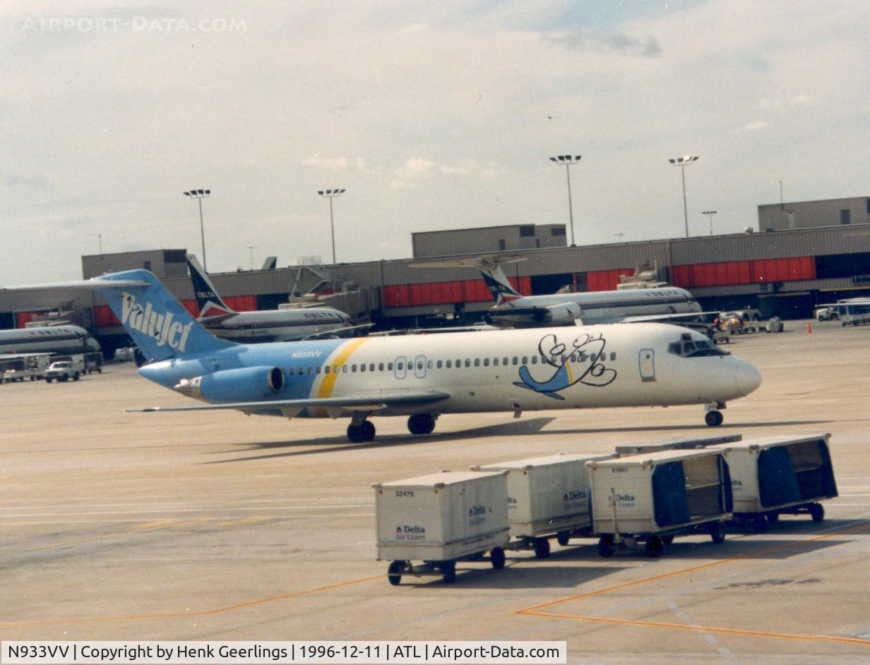 N933VV, 1969 Douglas DC-9-32 C/N 47489, Value Jet