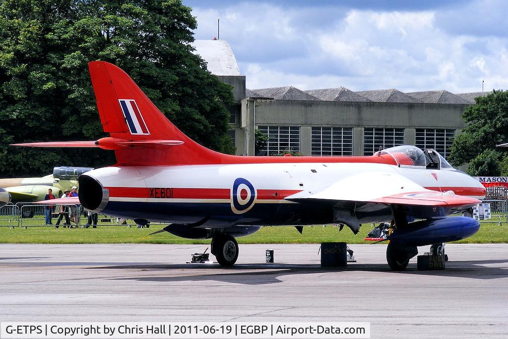 G-ETPS, 1956 Hawker Hunter FGA.9 C/N 41H/679959, parked on the flight line prior to its display at the Cotswold Airshow