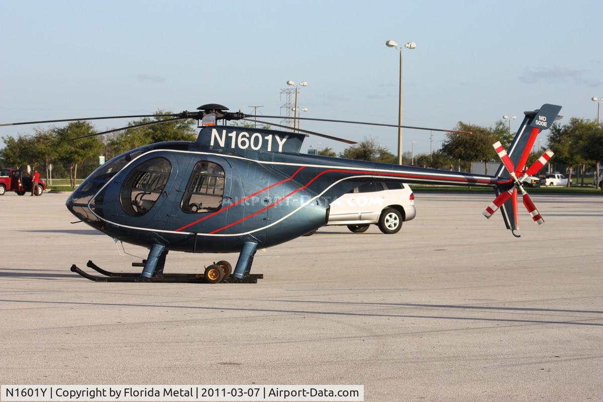 N1601Y, McDonnell Douglas 369E C/N 0216E, Hughes MD 369E will leave in a trailer for Heliexpo