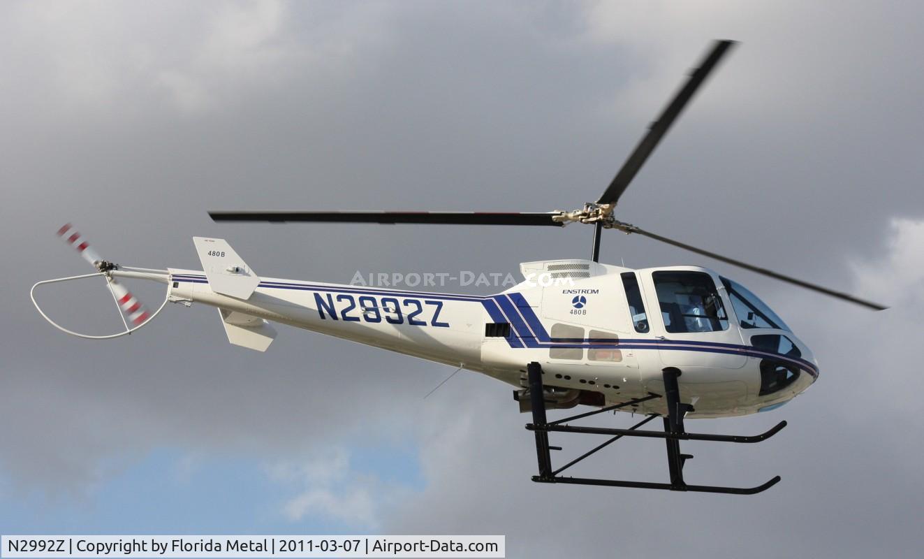 N2992Z, 2009 Enstrom 480B C/N 5130, Enstrom 480 leaving Heliexpo Orlando