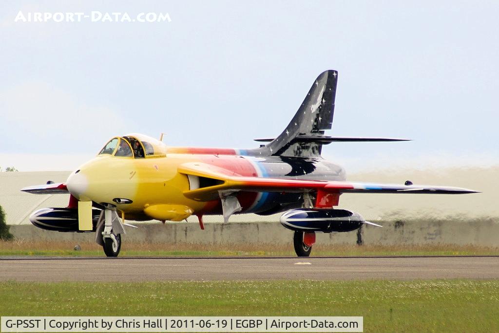 G-PSST, 1959 Hawker Hunter F.58A C/N HABL-003115, 'Miss demeamour' taxiing in after its solo display at the Cotswold Airshow
