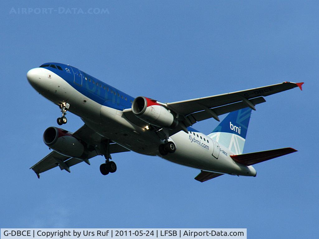 G-DBCE, 2005 Airbus A319-131 C/N 2429, landing runway 33