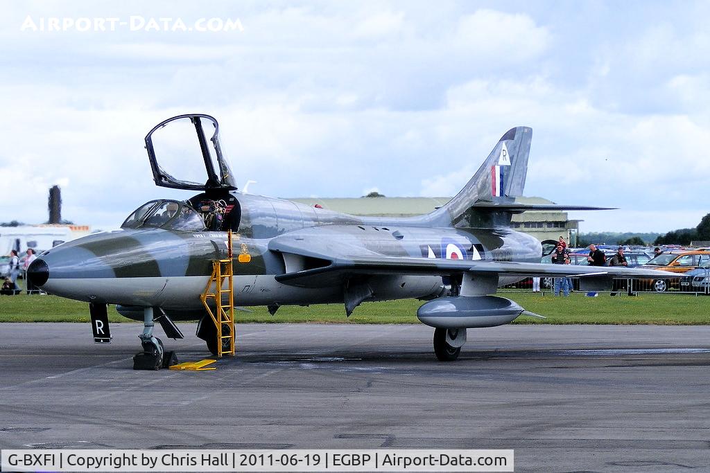 G-BXFI, 1955 Hawker Hunter T.7 C/N 41H-670818, parked on the flight line prior to its display at the Cotswold Airshow
