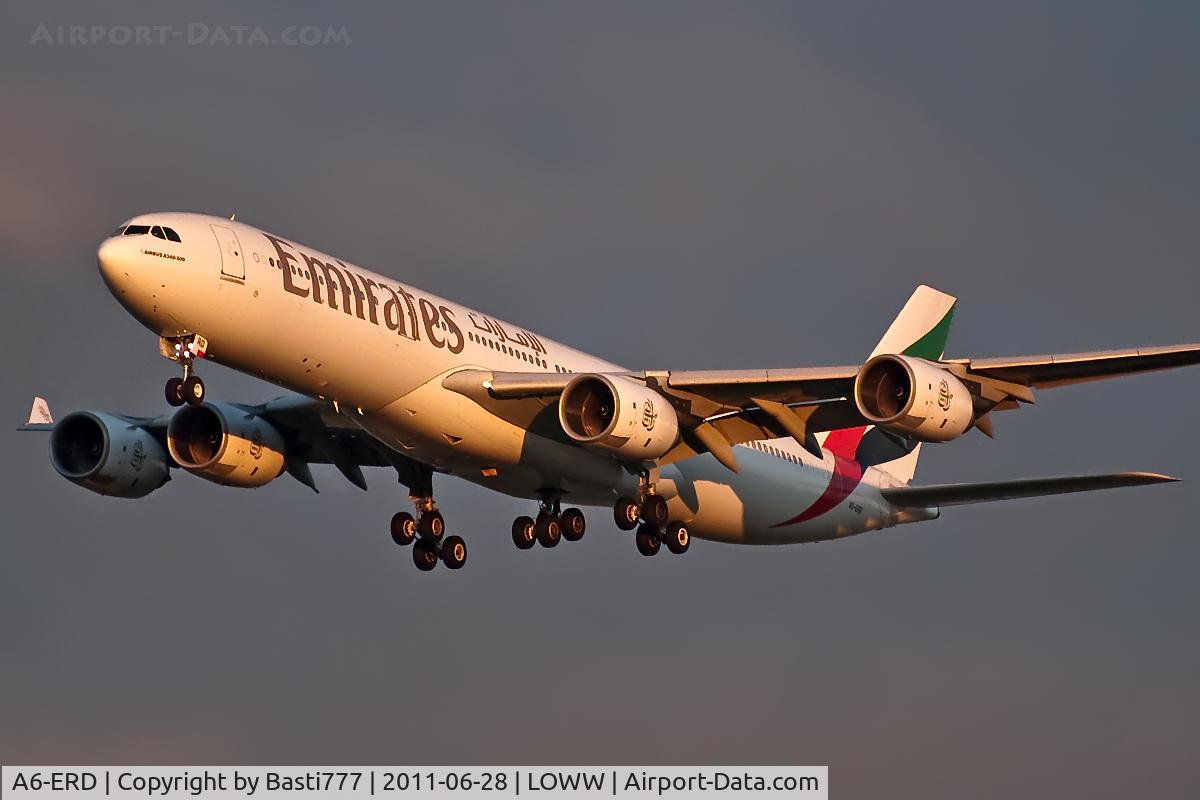 A6-ERD, Airbus A340-541 C/N 520, A6-ERD@ the last sunlight this evening