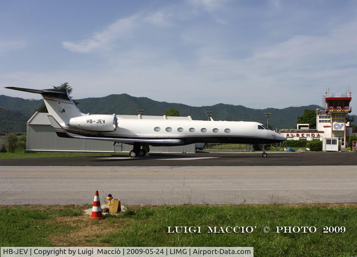 HB-JEV, 2004 Gulfstream Aerospace GV-SP (G550) C/N 5040, LIMG  -  Villanova d'Albenga  -  Italy