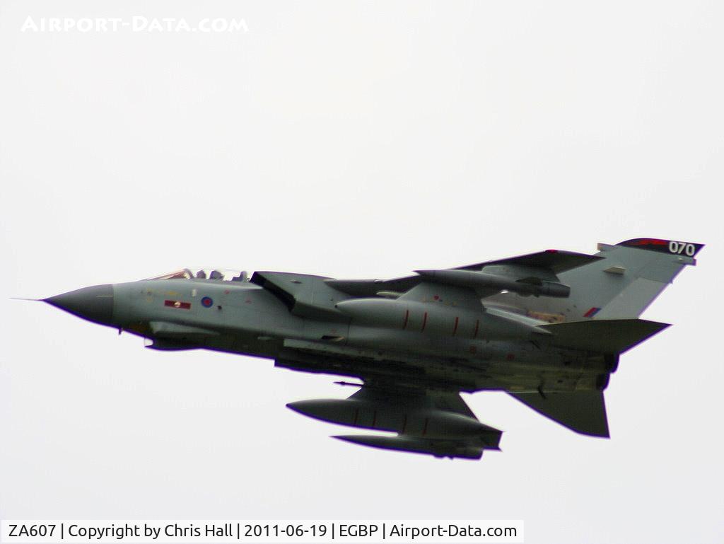 ZA607, 1982 Panavia Tornado GR.4 C/N 138/BS044/3071, displaying at the Cotswold Airshow 2011