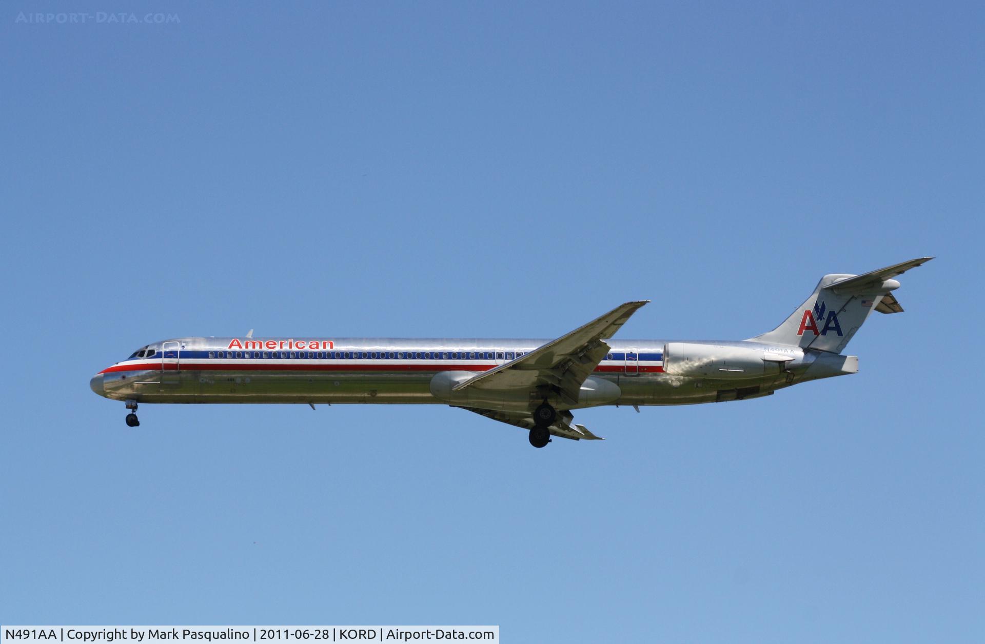 N491AA, 1989 McDonnell Douglas MD-82 (DC-9-82) C/N 49684, MD-82