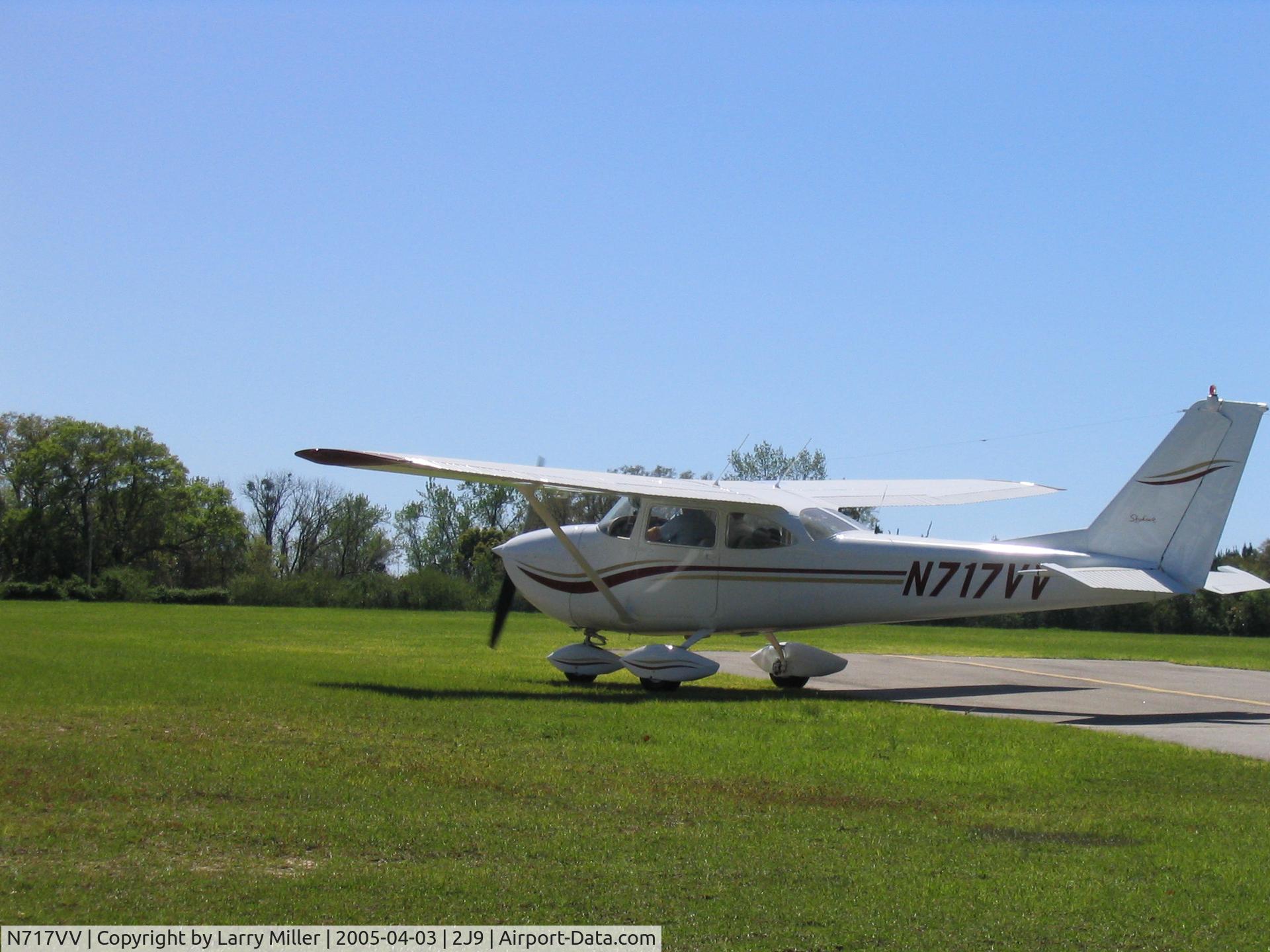 N717VV, 1964 Cessna 172F C/N 17252246, Another shot of 717vv
