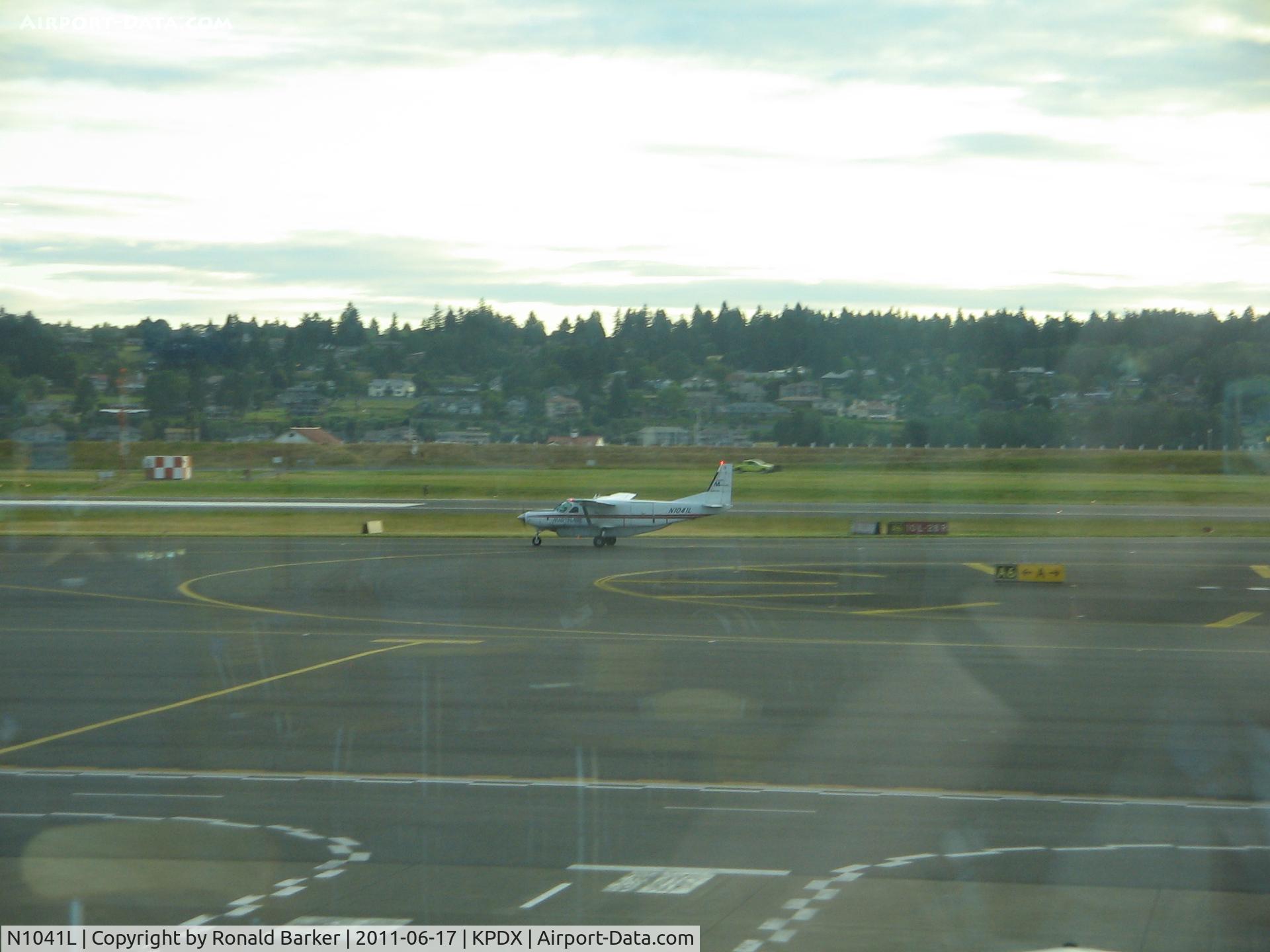 N1041L, 1993 Cessna 208B C/N 208B0337, Portland