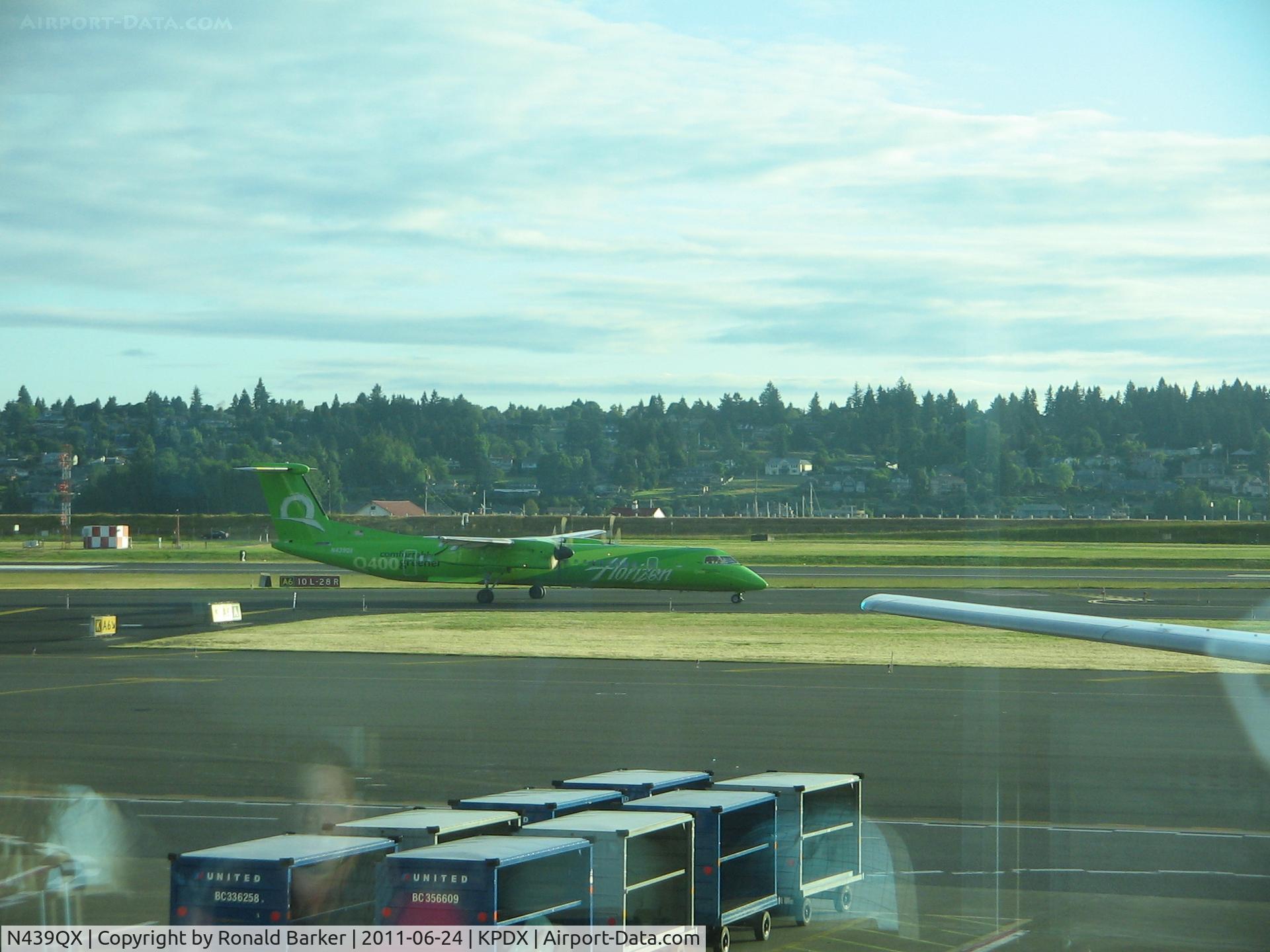 N439QX, 2009 De Havilland Canada DHC-8-402 Dash 8 C/N 4246, Portland
