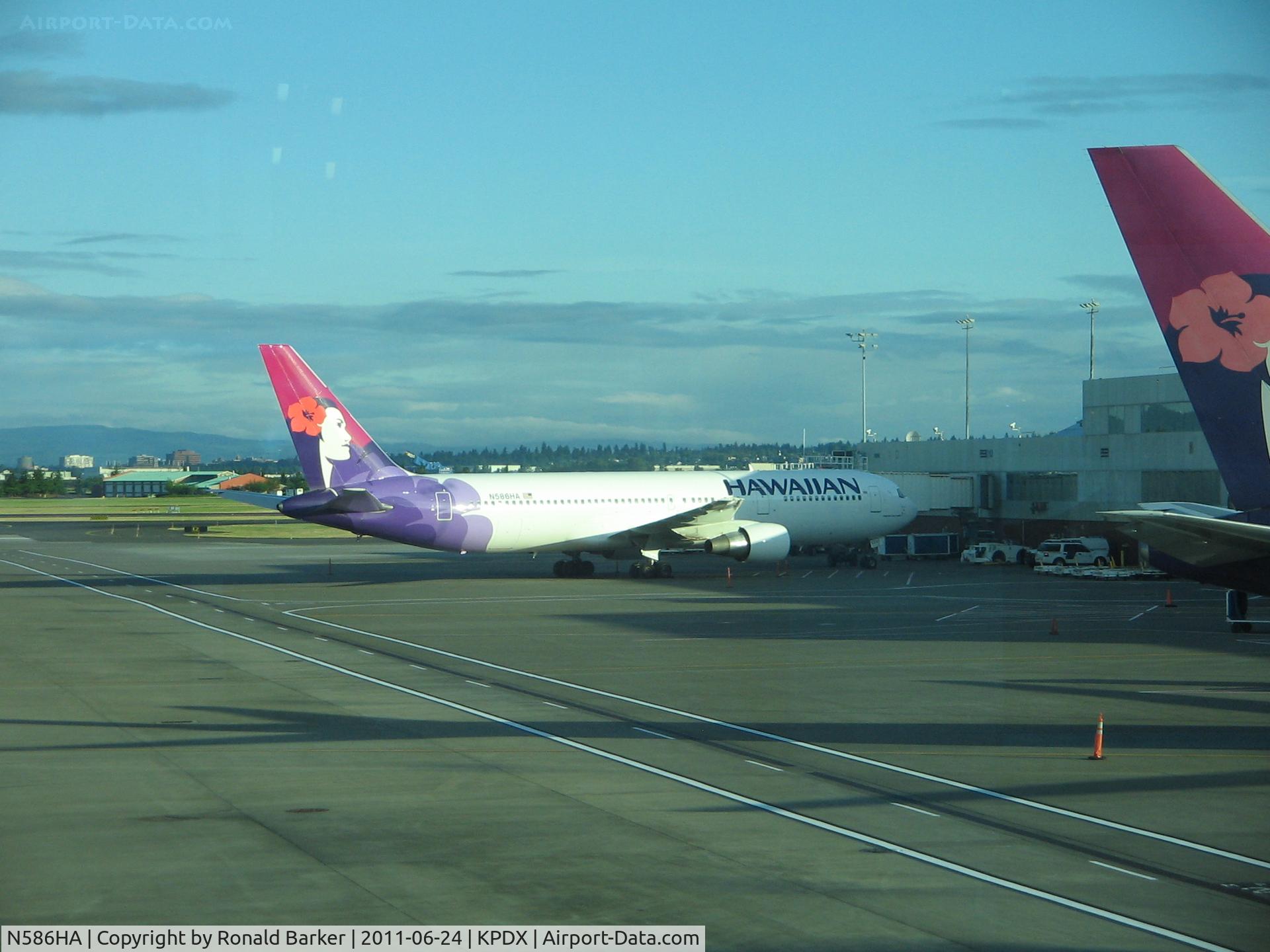 N586HA, 1989 Boeing 767-3G5 C/N 24259, Portland