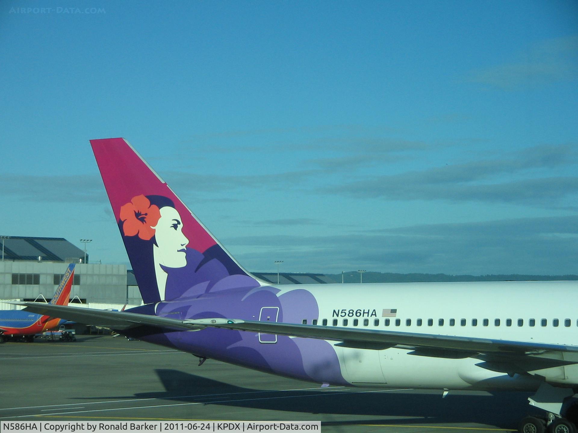 N586HA, 1989 Boeing 767-3G5 C/N 24259, portland