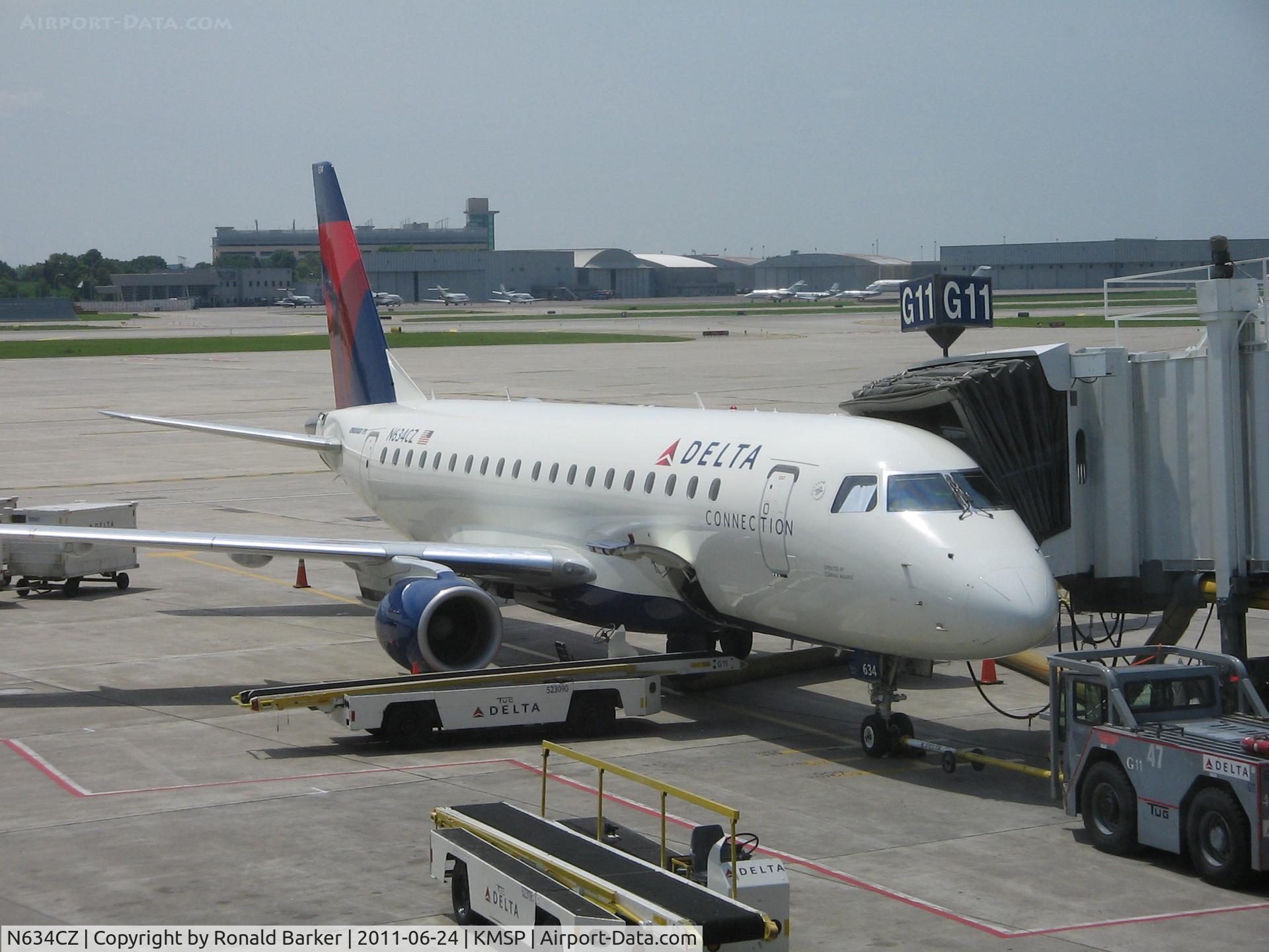 N634CZ, 2008 Embraer 175LR (ERJ-170-200LR) C/N 17000246, MN-St Paul