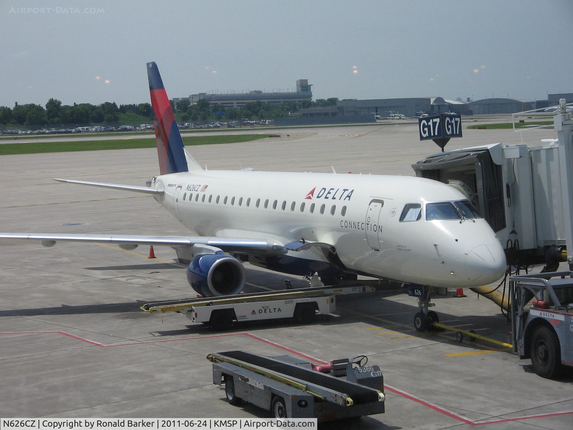 N626CZ, 2008 Embraer 175LR (ERJ-170-200LR) C/N 17000226, MN-St Paul